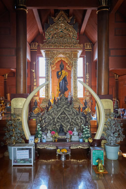 Wat Phra That Doi Suthep Ratchaworawihan 18°48'17